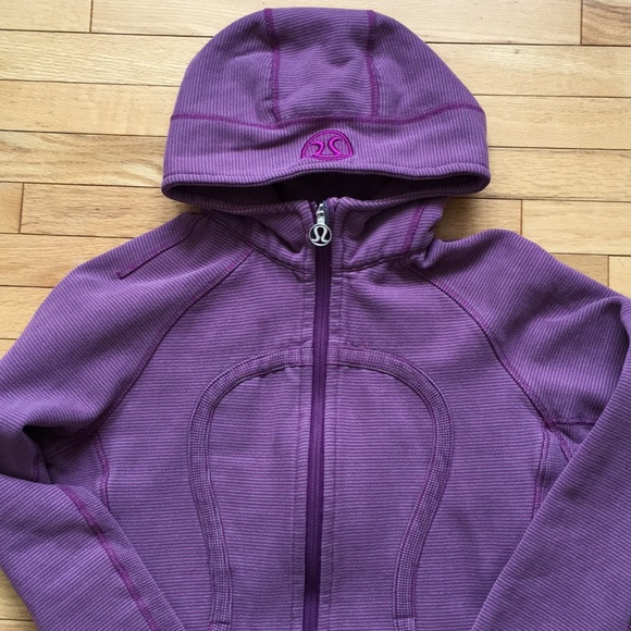 lululemon athletica Tops - Lululemon Scuba 10